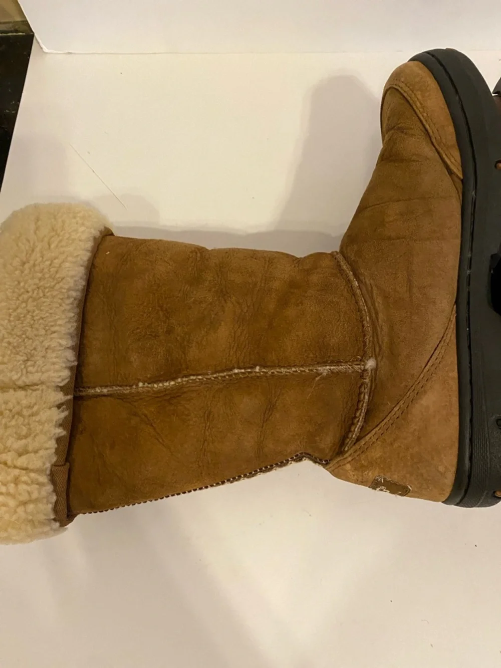 UGG Australia Brown Leather Sheepskin Cuff Boots Women's Size 8 - Picture 8 of 11